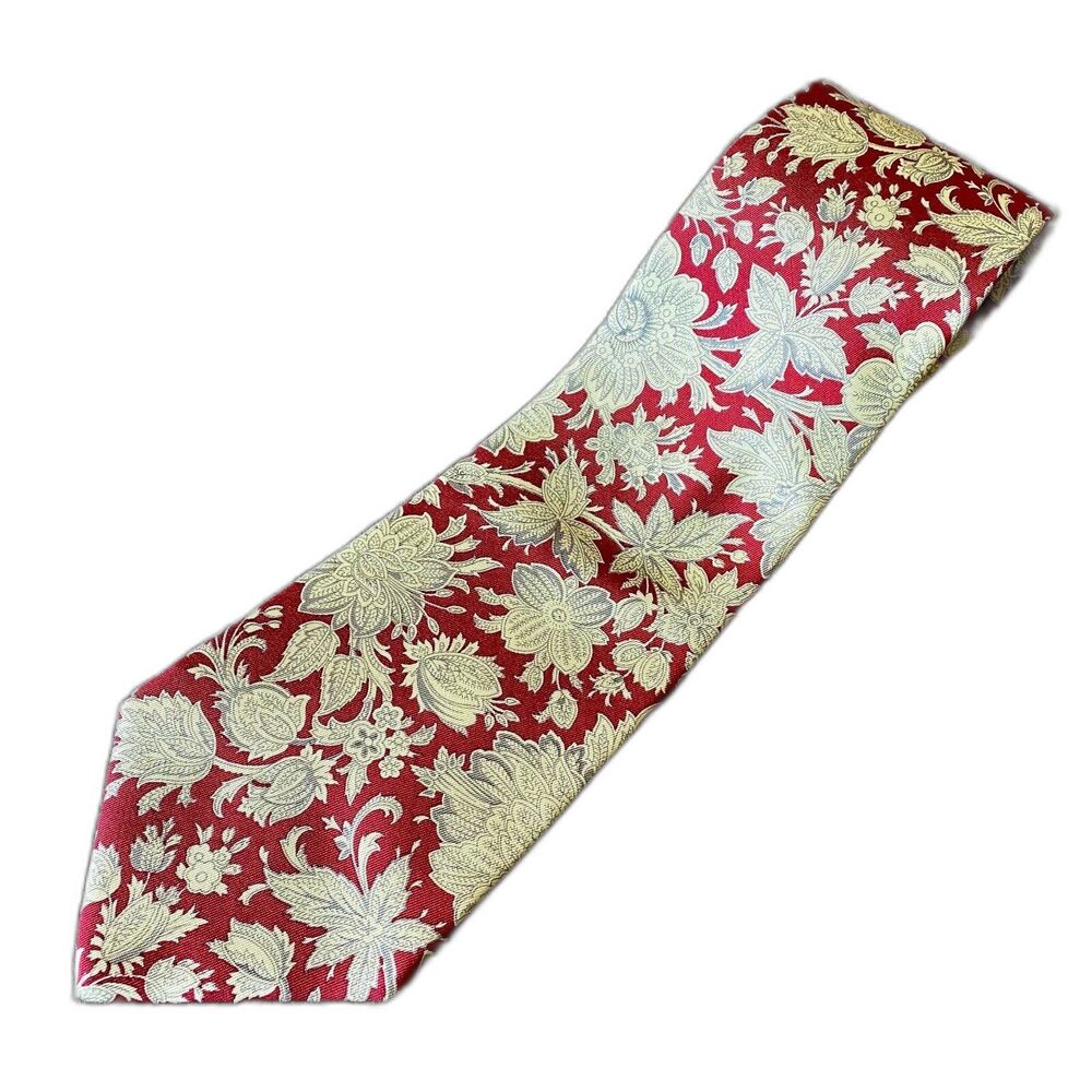 Claiborne Men's Necktie 100% Italian Silk Red Cream Floral Design Made In USA